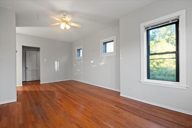 6700 S Merrill Avenue 3E, Chicago, IL 60649