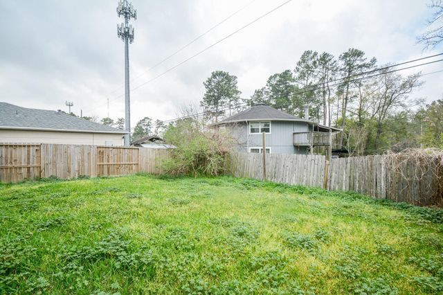 22951 Twisting Pine Drive, Spring, TX 77373