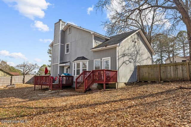 900 Dandridge Drive, Fayetteville, NC 28303