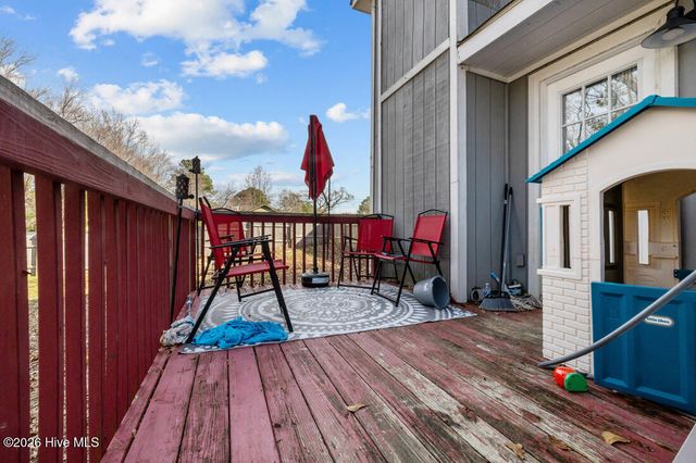 900 Dandridge Drive, Fayetteville, NC 28303