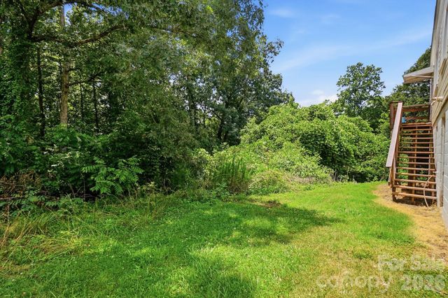 121 Piedmont Drive, Lawndale, NC 28090
