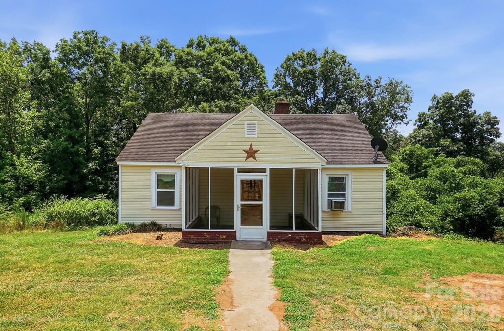 121 Piedmont Drive, Lawndale, NC 28090