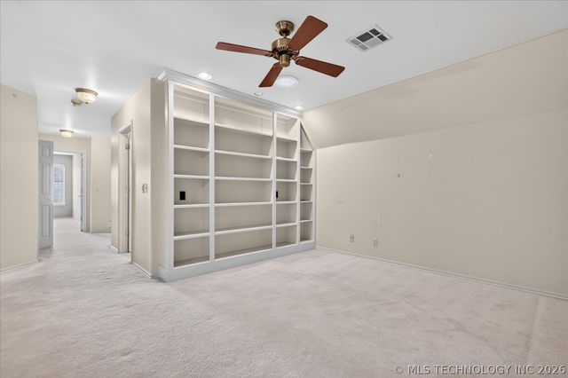 1442 S Newport Avenue, Tulsa, OK 74120