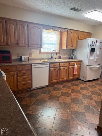 2101 JR Circle, Newport, AR 72112