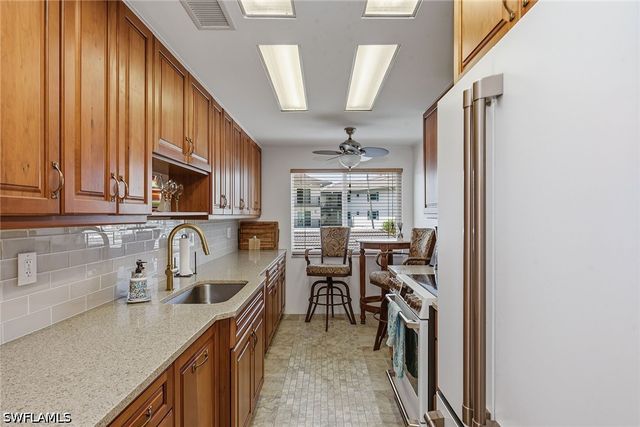 3410 Gulf Shore BLVD N 203, Naples, FL 34103