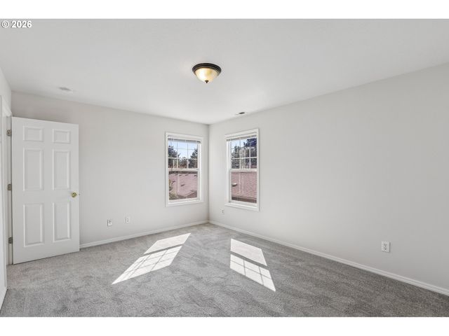 5906 Ne 35TH Cir, Vancouver, WA 98661