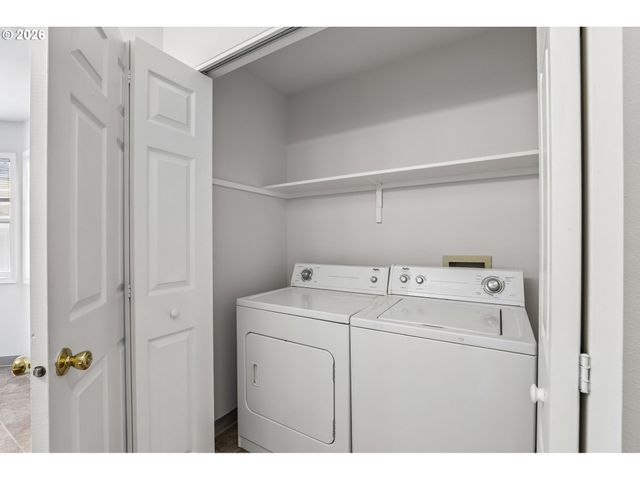 5906 Ne 35TH Cir, Vancouver, WA 98661