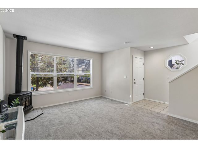 5906 Ne 35TH Cir, Vancouver, WA 98661
