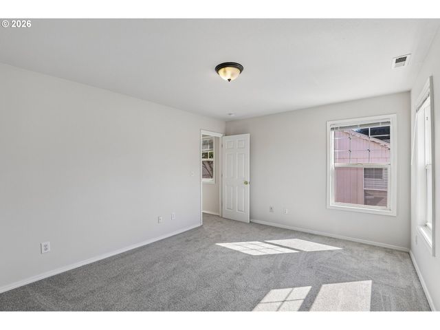 5906 Ne 35TH Cir, Vancouver, WA 98661