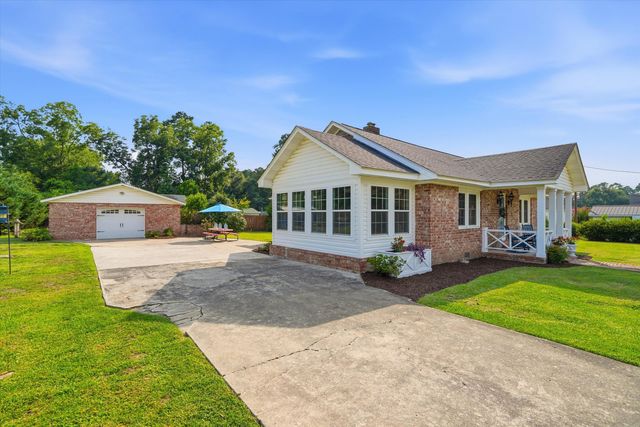 111 Minus Street, Saint George, SC 29477