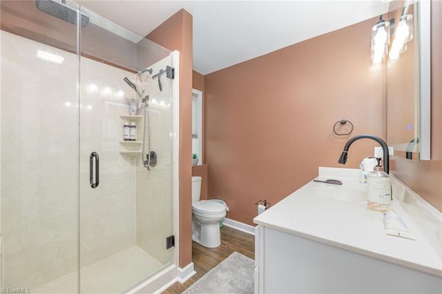 157 Midvalley Court, Lexington, NC 27295