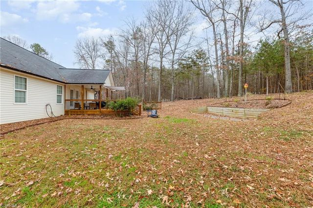157 Midvalley Court, Lexington, NC 27295