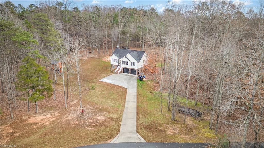 157 Midvalley Court, Lexington, NC 27295