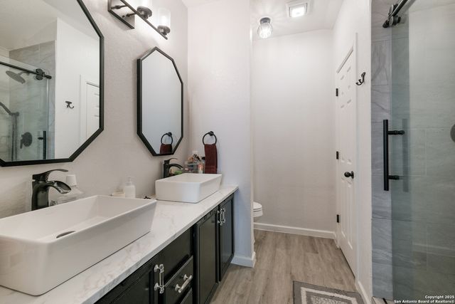 3302 Whisper Bluff, Schertz, TX 78154