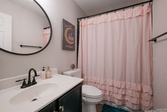 3302 Whisper Bluff, Schertz, TX 78154