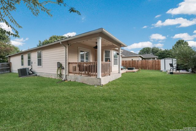 3302 Whisper Bluff, Schertz, TX 78154