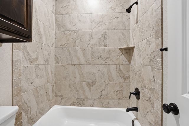 1100 Noble Flair Place, Granbury, TX 76049