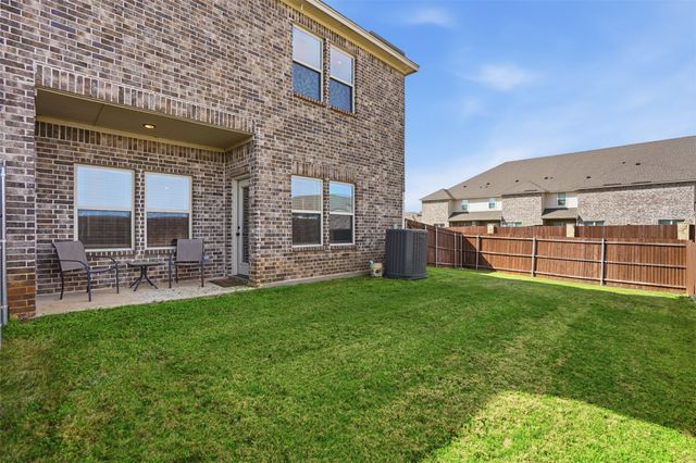 1100 Noble Flair Place, Granbury, TX 76049