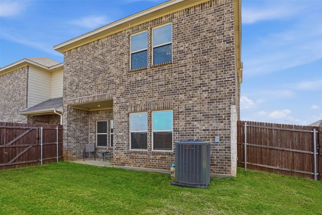 1100 Noble Flair Place, Granbury, TX 76049