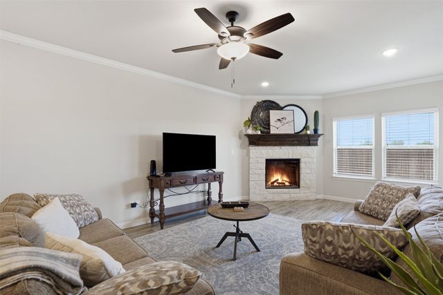 1100 Noble Flair Place, Granbury, TX 76049