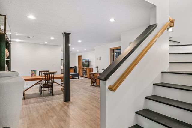 1570 Creek Run Trail, Excelsior, MN 55331