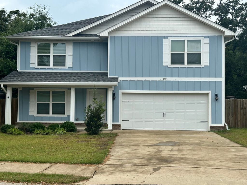 3139 Heritage Oaks Circle, Navarre, FL 32566