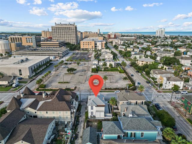 313 14th Street, Galveston, TX 77550