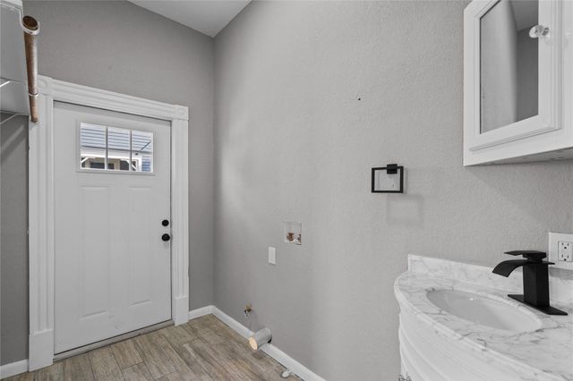 313 14th Street, Galveston, TX 77550