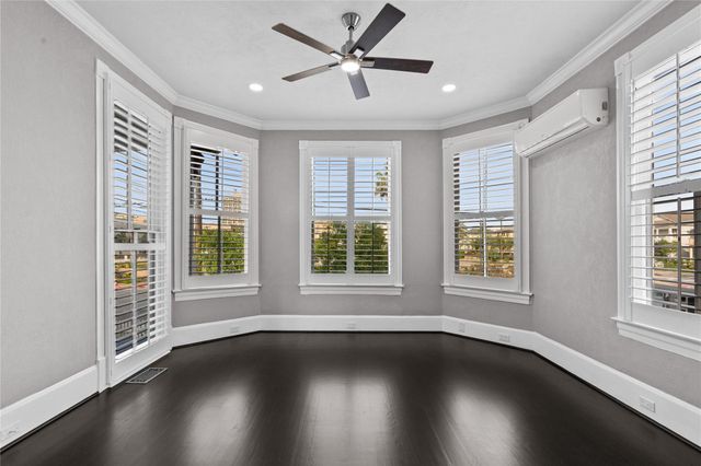 313 14th Street, Galveston, TX 77550