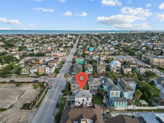 313 14th Street, Galveston, TX 77550