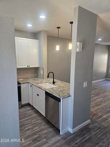 18838 N 34TH Drive 6, Phoenix, AZ 85027