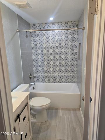 18838 N 34TH Drive 6, Phoenix, AZ 85027