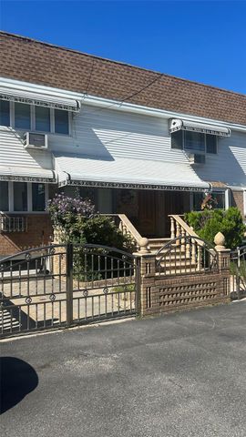 12 McKibbin Court, Brooklyn, NY 11206