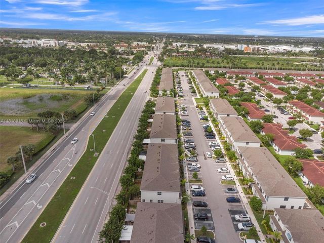 504 NE 1st Dr, Florida City, FL 33034