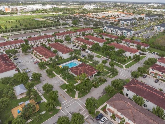 504 NE 1st Dr, Florida City, FL 33034