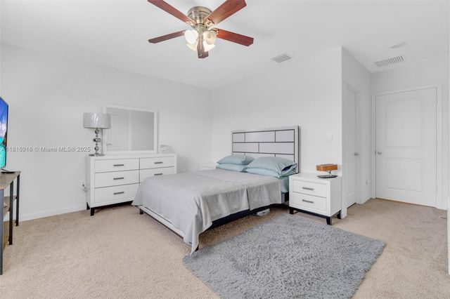 504 NE 1st Dr, Florida City, FL 33034