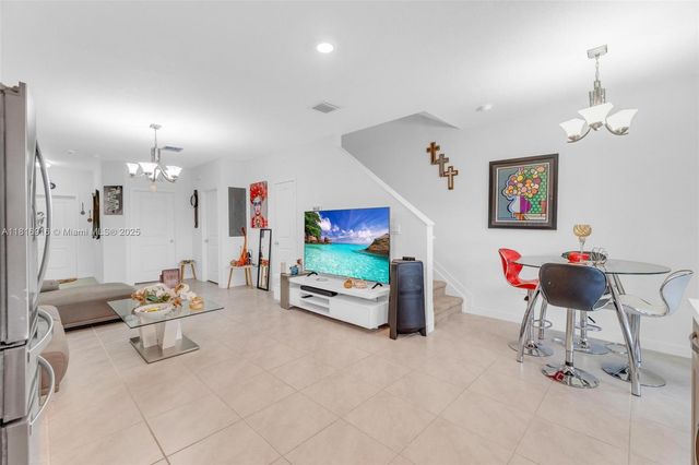 504 NE 1st Dr, Florida City, FL 33034