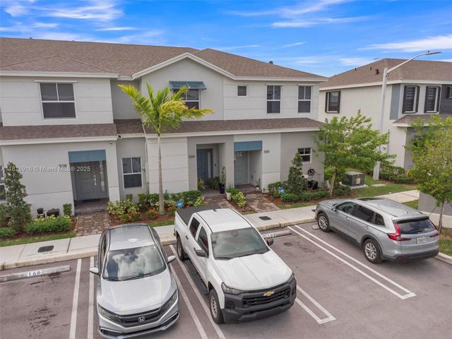 504 NE 1st Dr, Florida City, FL 33034