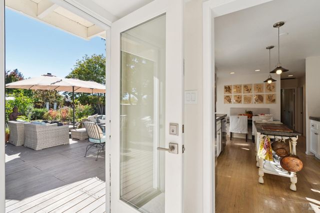 257 Perkins St, Sonoma, CA 95476