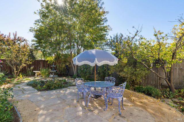 257 Perkins St, Sonoma, CA 95476