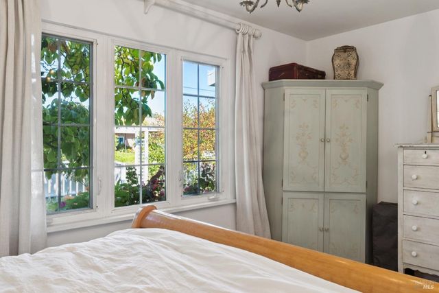 257 Perkins St, Sonoma, CA 95476