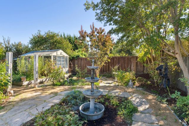 257 Perkins St, Sonoma, CA 95476