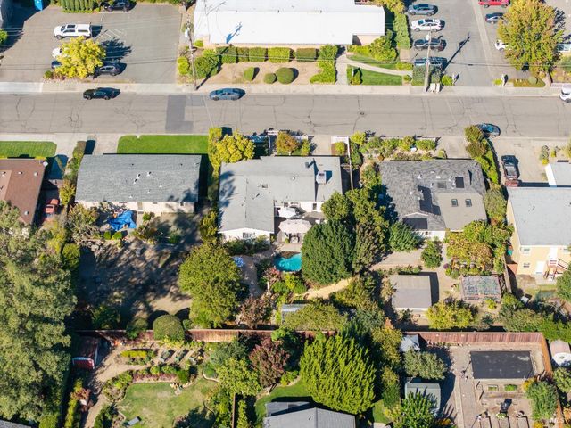 257 Perkins St, Sonoma, CA 95476