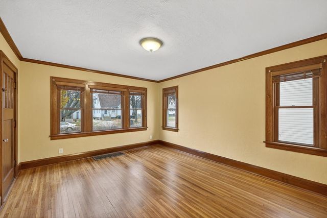 1025 6th Avenue SE, Rochester, MN 55904