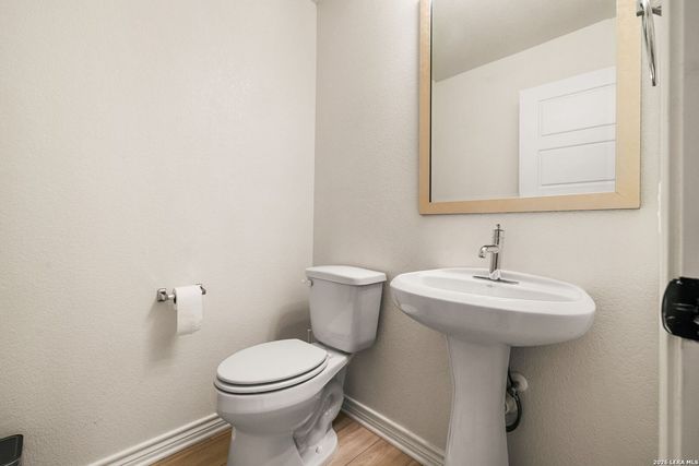 3508 Under Par, San Antonio, TX 78245