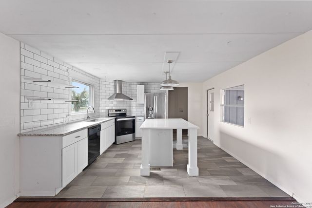 13671 Elm Forrest, San Antonio, TX 78253