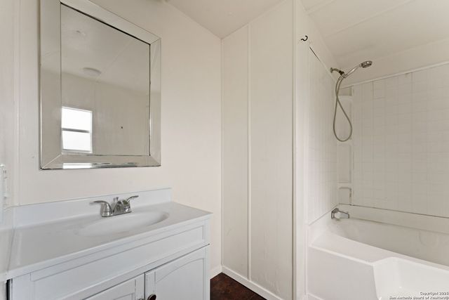 13671 Elm Forrest, San Antonio, TX 78253