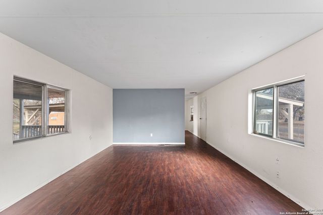 13671 Elm Forrest, San Antonio, TX 78253