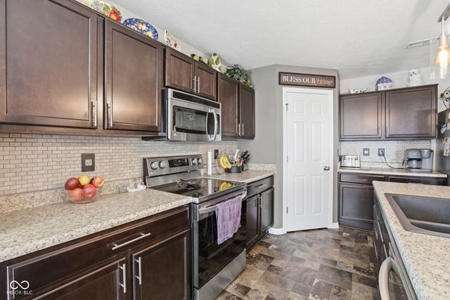 511 Flint Boulevard, Fortville, IN 46040