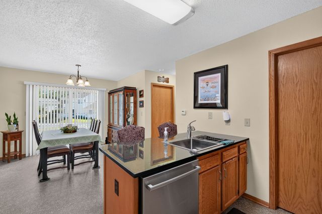4425 Mills Civic Parkway 1201, West Des Moines, IA 50265